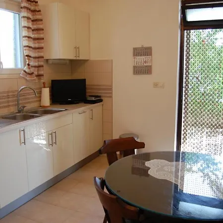 In Tribunj With Sea View, Terrace, Air Conditioning, Wifi 3348-2 * Tribalj